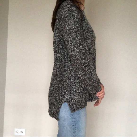 F21 Marled gray sweater - Picture 2 of 6